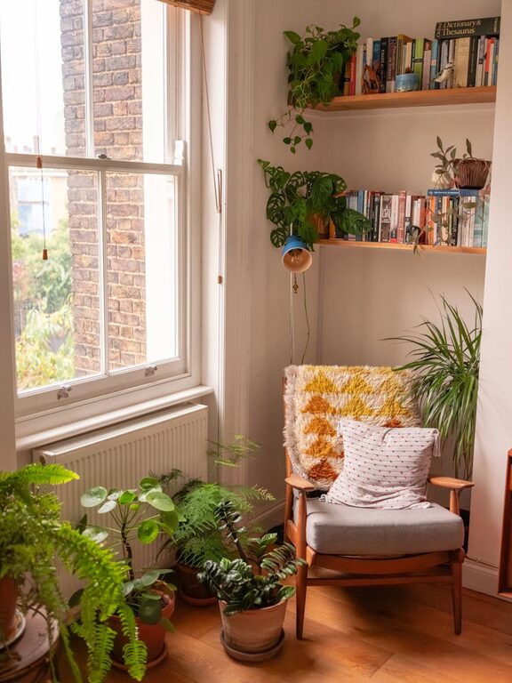 Simple Ways to Create a Cosy Reading Nook in Your Home