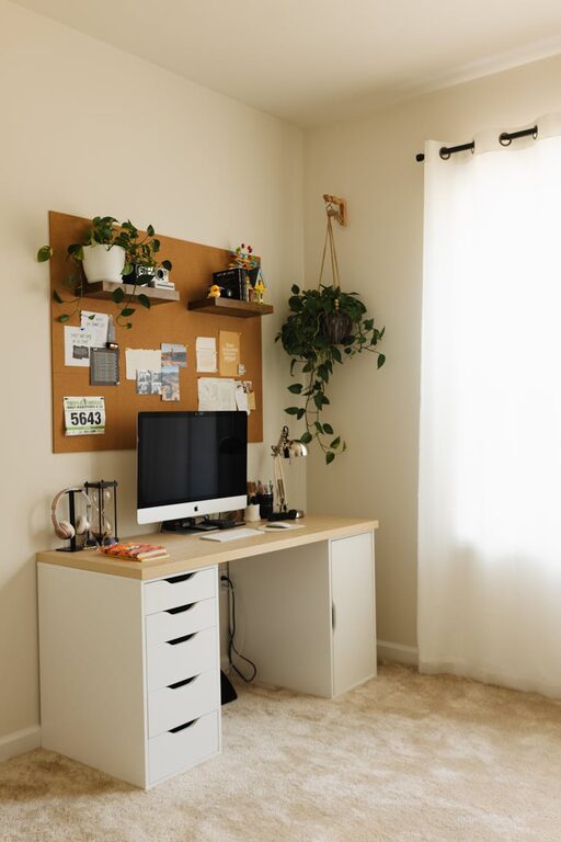 Tips for Creating a Comfortable and Productive Home Office Environment